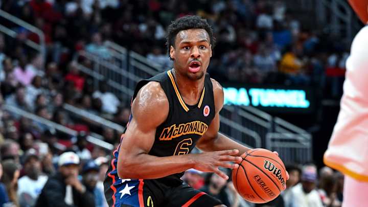 USC Basketball: Bronny James Breaks Silence Towards Critics Ahead of Freshman Season USC Basketball: Bronny James Breaks Silence Towards Critics Ahead of Freshman Season