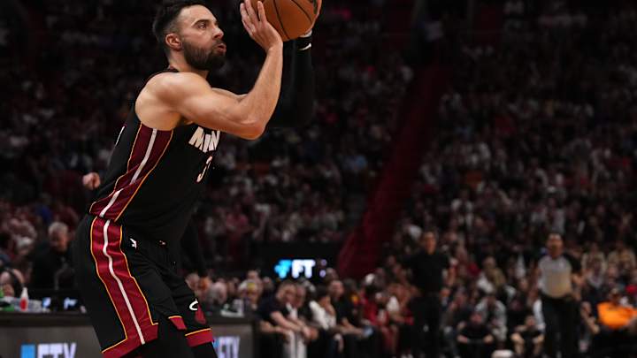 Cavs Make Free Agency Splash, Sign Max Strus Cavs Make Free Agency Splash, Sign Max Strus