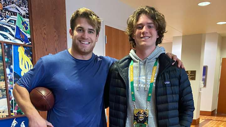 Huskies Offer 2025 Corona Del Mar TE