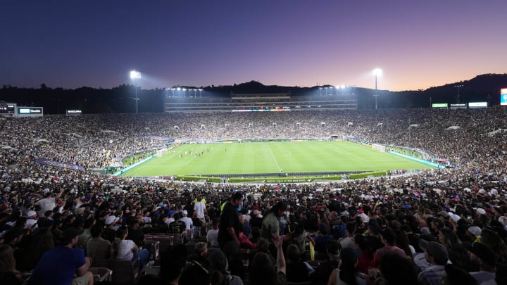 Galaxy, LAFC Set MLS Attendance Record at Rose Bowl Galaxy, LAFC Set MLS Attendance Record at Rose Bowl
