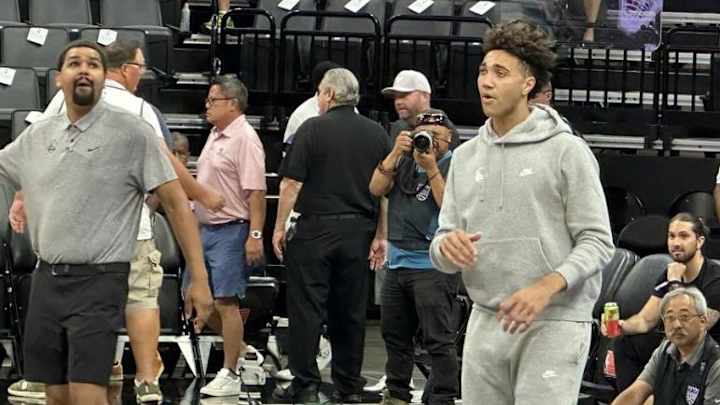 Trayce Jackson-Davis Agrees to 4-Year Deal With Warriors, First 2 Years Guaranteed Trayce Jackson-Davis Agrees to 4-Year Deal With Warriors, First 2 Years Guaranteed