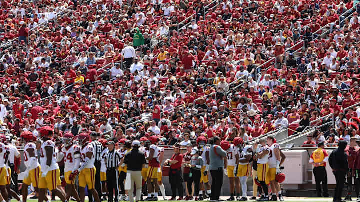 USC Football News: CFB Columnist Believes Trojans Are Frontrunners for No.1 2024 RB