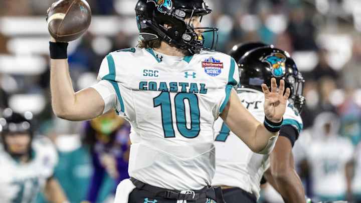 Broncos Draft a QB in Latest 2024 7-Round Mock Draft