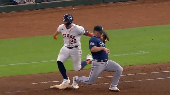 MLB Fans Crushed Astros CF Chas McCormick for His Dirty Play Against Mariners MLB Fans Crushed Astros CF Chas McCormick for His Dirty Play Against Mariners