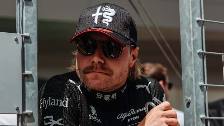 F1 News: Valtteri Bottas Receives "A Cheeky Look At Bu**s In Art" From His Secret Santa