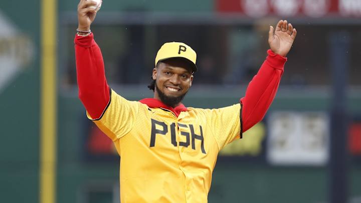 Damar Hamlin Honored by Pittsburgh Mayor Damar Hamlin Honored by Pittsburgh Mayor