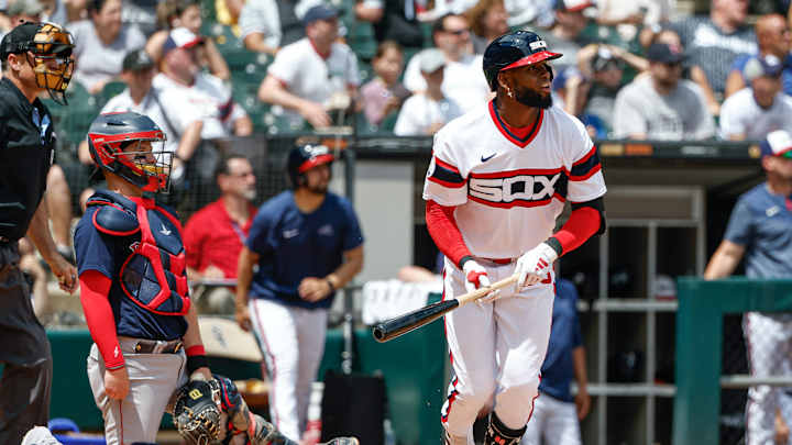 Chicago White Sox Slugger Going Viral For Signature Home Run Derby Bat Chicago White Sox Slugger Going Viral For Signature Home Run Derby Bat