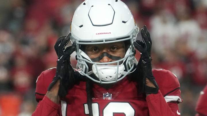 Tennessee Titans Now Favorites to Sign DeAndre Hopkins After Wild Odds Swing Tennessee Titans Now Favorites to Sign DeAndre Hopkins After Wild Odds Swing
