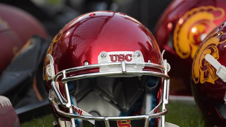 USC Among Top Contenders for Four-Star Tight End