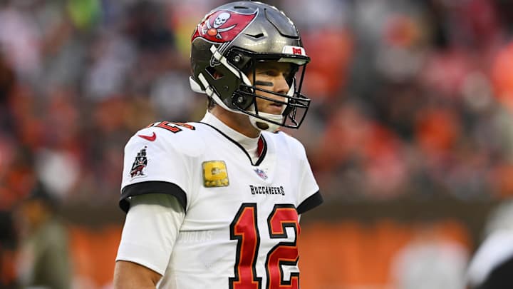 Buccaneers’ Winfield Is ‘Sure’ Team Is Still Reaching Out to Tom Brady