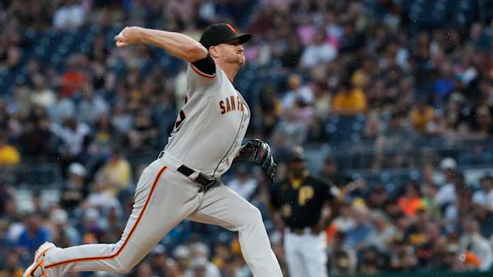 Michael Conforto's late single lifts SF Giants to 3-1 victory over Pirates