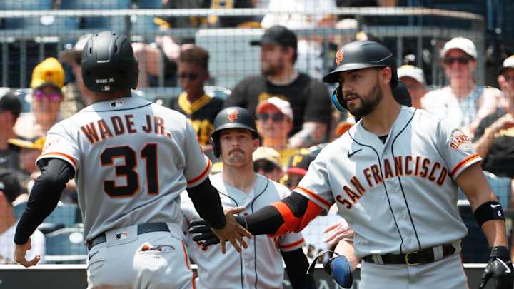SF Giants sweep Pirates with five-run 10th inning in 8-4 victory SF Giants sweep Pirates with five-run 10th inning in 8-4 victory