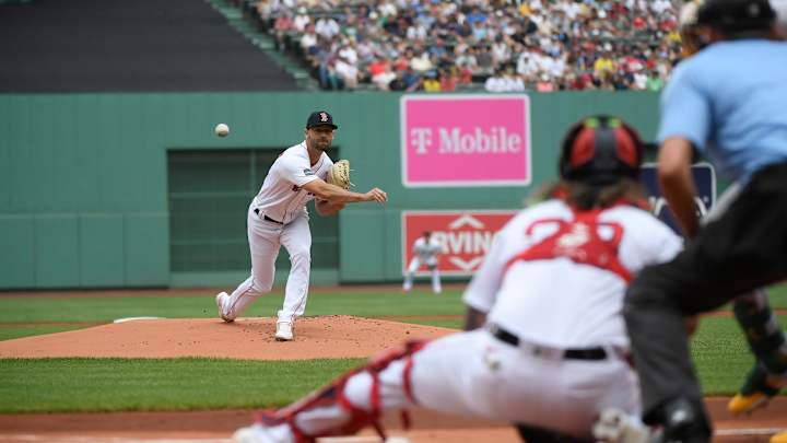 Boston Red Sox Designate Veteran Reliever For Assignment After Tough Series in Chicago