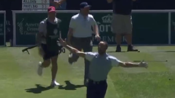 These Videos of Mike Breen’s Legendary Calls Synced Up With Steph Curry’s Great Golf Shots Are Too Good These Videos of Mike Breen’s Legendary Calls Synced Up With Steph Curry’s Great Golf Shots Are Too Good