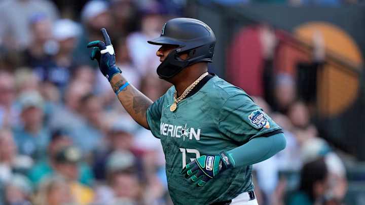 New York Yankees Linked to Royals All-Star Catcher at Trade Deadline New York Yankees Linked to Royals All-Star Catcher at Trade Deadline