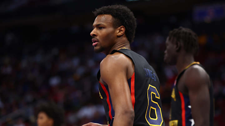 USC Basketball: Bronny James Receives Special Shoutout at 2023 ESPY's USC Basketball: Bronny James Receives Special Shoutout at 2023 ESPY's