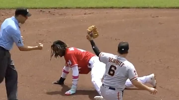Elly De La Cruz Got Caught Stealing on a Beautiful Throw By Giants Catcher, and MLB Fans Were In Awe