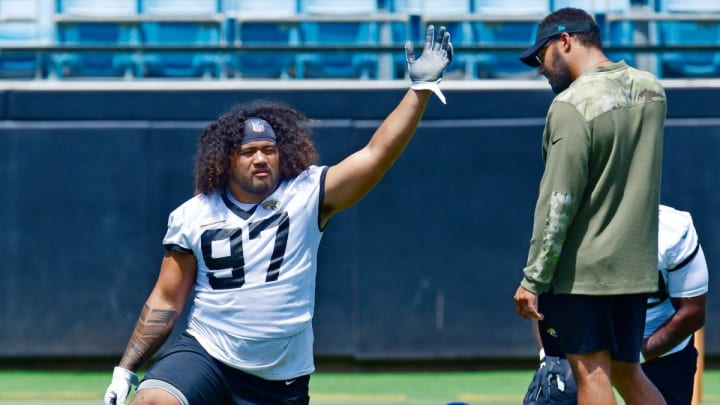 Jaguars’ Assistant Kevin Maxen Becomes First American Male Professional Sports Coach To Come Out