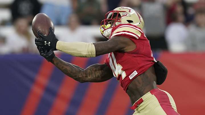 Browns Sign USFL Champion Wide Receiver