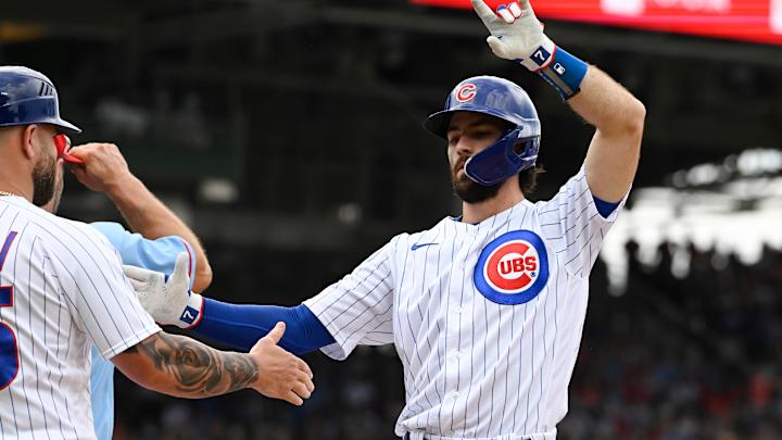 Dansby Swanson Returns from IL, Helps Cubs Beat Cardinals