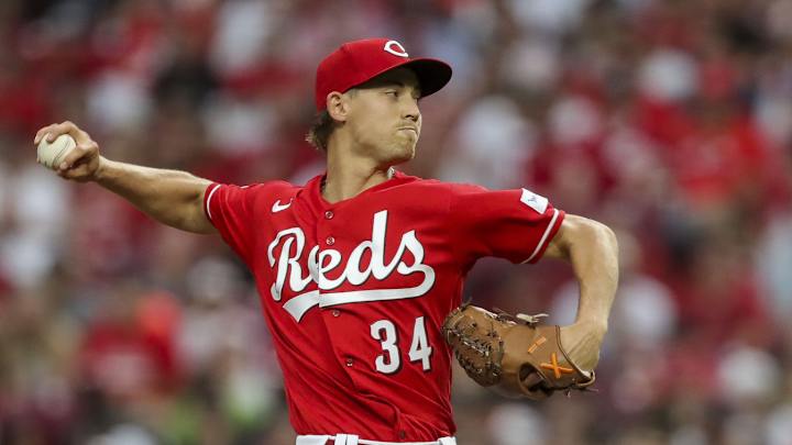 D-backs Try to Salvage Series Finale Against Reds