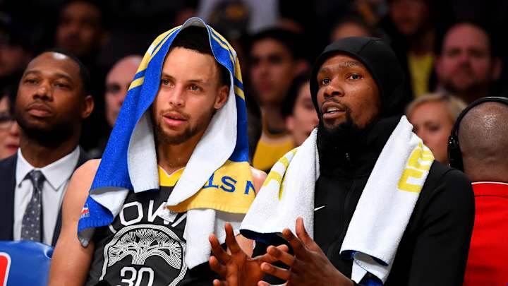 Special Moment Between Kevin Durant and Steph Curry Goes Viral Special Moment Between Kevin Durant and Steph Curry Goes Viral
