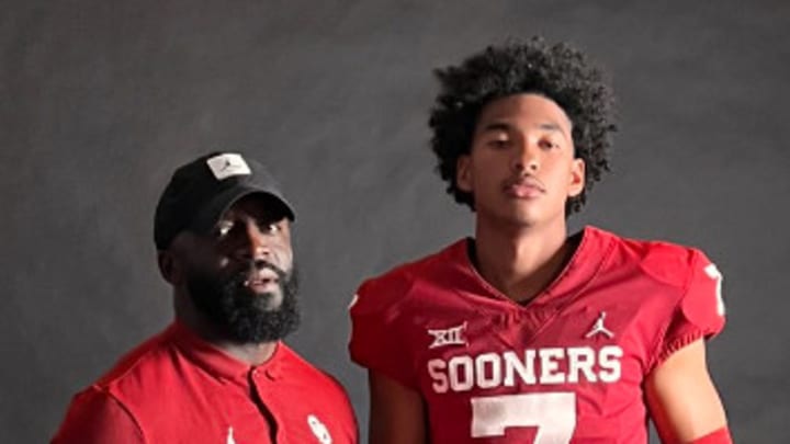 Sunday Offering: Oklahoma Makes Top Five for Talented Legacy DB, in Contention for Three Additional 2025 Recruits Sunday Offering: Oklahoma Makes Top Five for Talented Legacy DB, in Contention for Three Additional 2025 Recruits