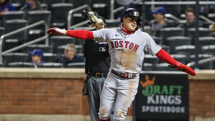 Red Sox Trading Kiké Hernández to Dodgers, per Report