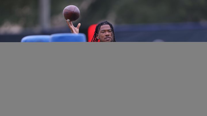 Former Alabama Receiver Cleared for Action After Battling Leukemia