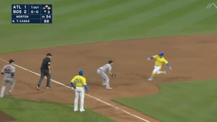 MLB Fans Roasted the Red Sox for Their Awful Baserunning That Led to Triple Play MLB Fans Roasted the Red Sox for Their Awful Baserunning That Led to Triple Play