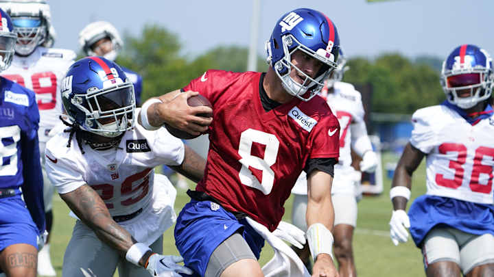 Giants Looking to Solidify Identities on Offense, Defense