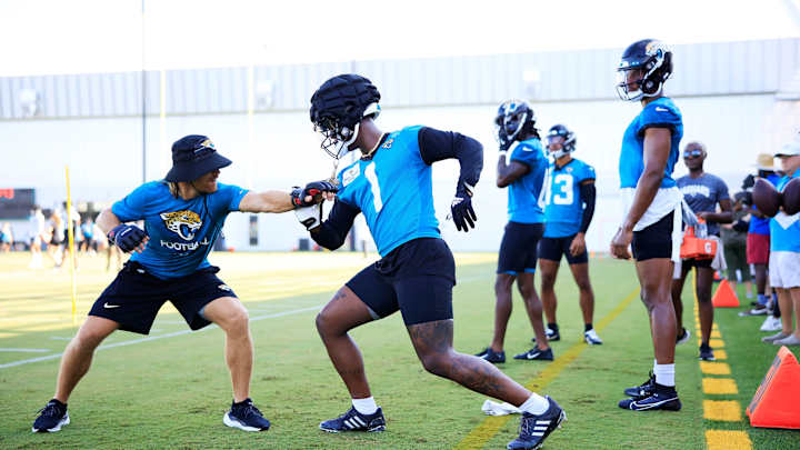 Jaguars Training Camp, Day 2: 5 Observations on Travis Etienne, Shaky Day For Offense Jaguars Training Camp, Day 2: 5 Observations on Travis Etienne, Shaky Day For Offense