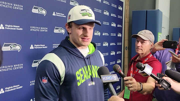 Seahawks' Ben Burr-Kirven Describes 'Special Experience' After Return From Injury