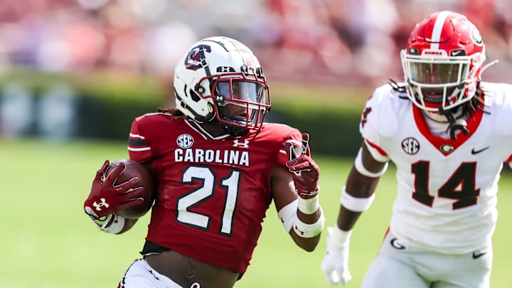 Shane Beamer Believes Running-Back-By-Committee Approach Is Feasible In 2023 Shane Beamer Believes Running-Back-By-Committee Approach Is Feasible In 2023