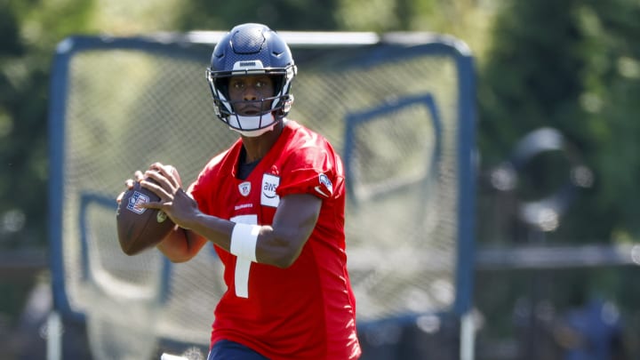 Seahawks Training Camp Observations: Geno Smith, Star WRs Clicking Seahawks Training Camp Observations: Geno Smith, Star WRs Clicking