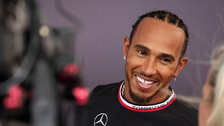 F1 News: Lewis Hamilton Visits Mercedes Factory As He Pushes For "Quick" Changes