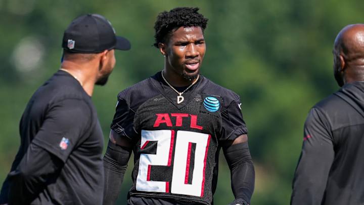 Atlanta Falcons DB Dee Alford 'Taken Off' in Breakout Season
