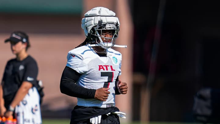 Falcons at Dolphins GAMEDAY Preview: Rookie Bijan Robinson Debuts