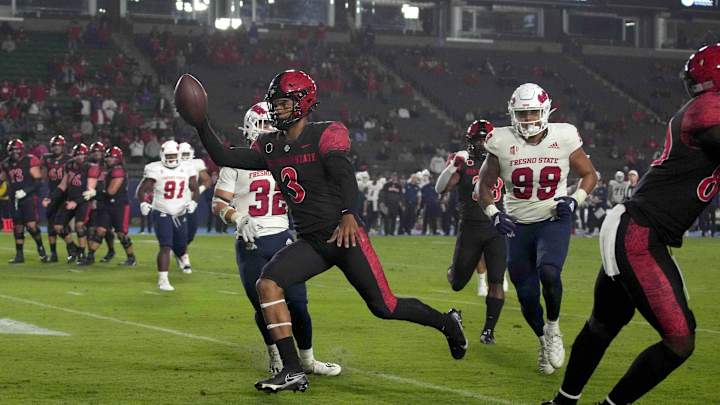 Huskies Add San Diego State QB Haskell from the Transfer Portal