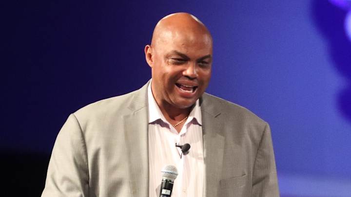 Charles Barkley Praises Nikola Jokic, Giannis Antetokounmpo Amid ‘BS’ in the NBA Charles Barkley Praises Nikola Jokic, Giannis Antetokounmpo Amid ‘BS’ in the NBA
