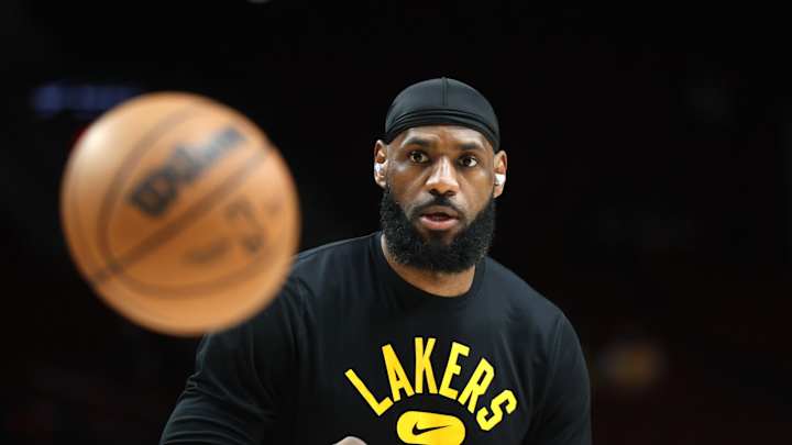 Lakers News: Former LA Forward Claims LeBron James Downplays Actual Height, Weight