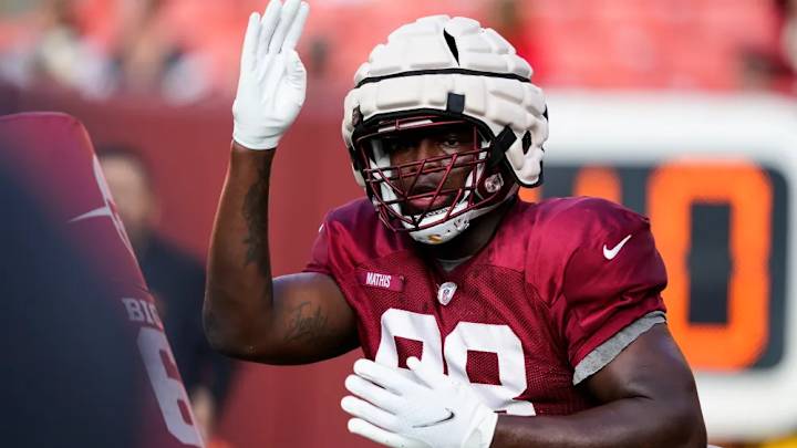 Commanders' Phidarian Mathis Shares 'Humbling Experience' After Knee Injury Commanders' Phidarian Mathis Shares 'Humbling Experience' After Knee Injury