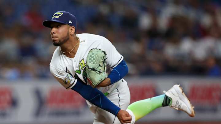 Chicago White Sox Swing Two Late Trade Deadline Deals, Acquire Former Top Prospect