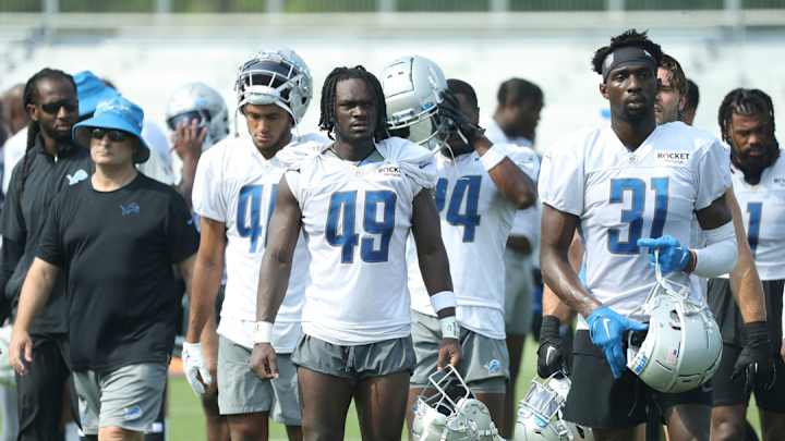 Lions Bring Back Chase Lucas, Michael Badgley to Practice Squad, Lose CB