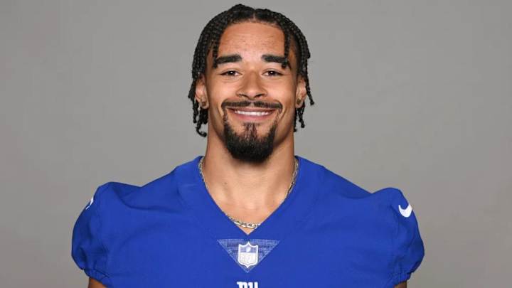 New Receiver Faces Weighty Challenge