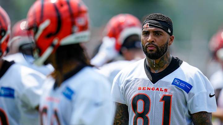 Irv Smith Jr. Not Sweating Joe Burrow's Absence: The Quarterback 'Is Very Active' in Cincinnati's Facility