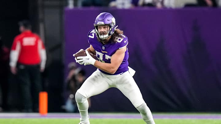 PFF Projects Details of a T.J. Hockenson Contract Extension