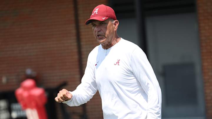 Alabama DC Kevin Steele Focused on the 'Little Things,' Forcing Turnovers