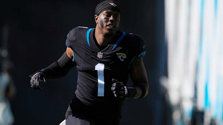 Doug Pederson Suggests ‘1600-1700’ Yards for Travis Etienne Is on Table Doug Pederson Suggests ‘1600-1700’ Yards for Travis Etienne Is on Table