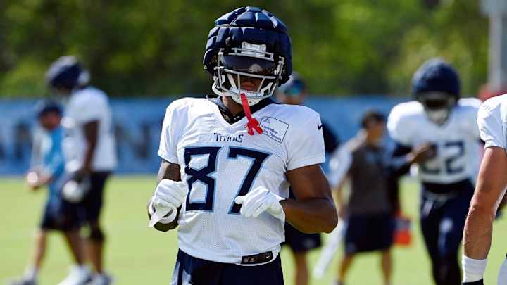 Tennessee Titans See Multiple Injuries at Rainy Friday Practice